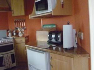 Photo of Caravan on Hoburne Blue Anchor