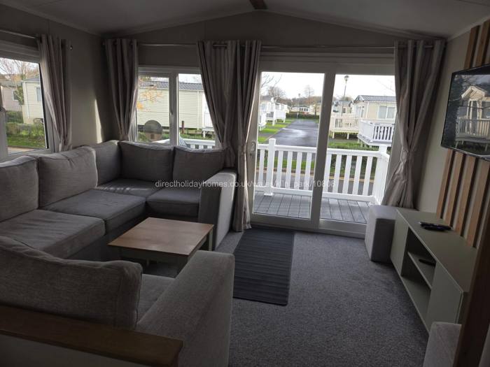 Living Room Access to Decking 