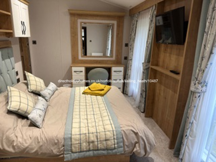 Photo of Lodge on Kelling Heath Holiday Park