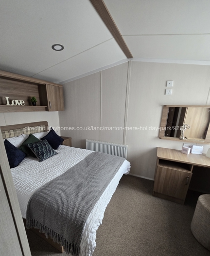 Double bedroom + en suite