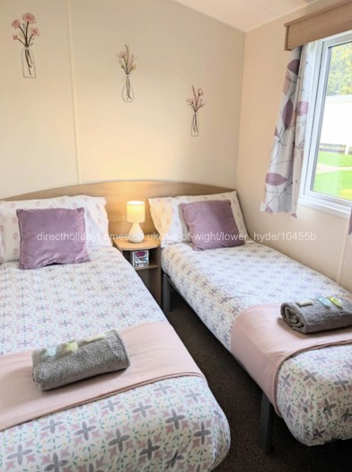 Bed 2, larger twin beds