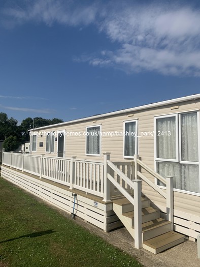 Photo of Caravan on Hoburne Bashley