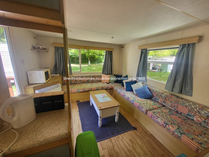 Photo of Caravan on Montaigu Plage