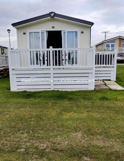 Photo of Caravan on Lyons Parc Caerelwan
