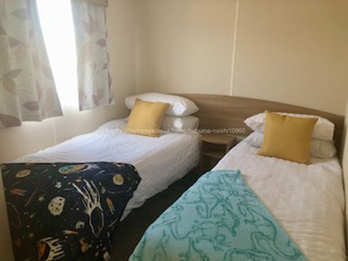 Spacious b’room full 3’ beds