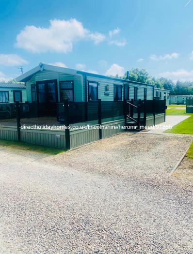 Photo of Caravan on Heron's Mead Caravan Park & Fishing Lakes