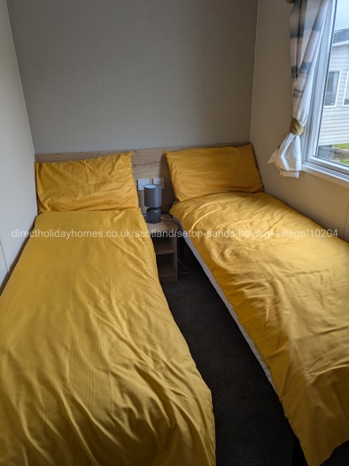Second twin room