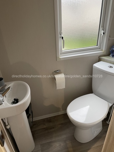 En-suite bathroom