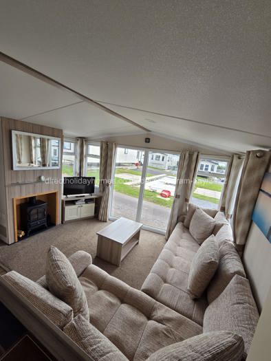 Good sized living room 