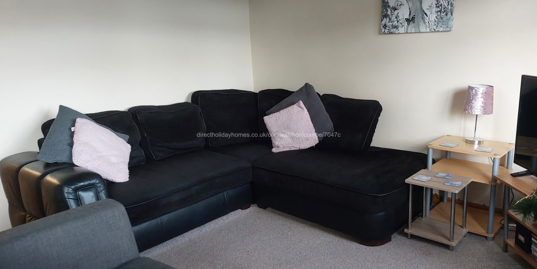 Large Corner unit in lounge