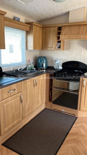 Well equipped kitchen 