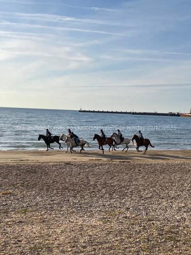 Evening ride on Weymouth beach