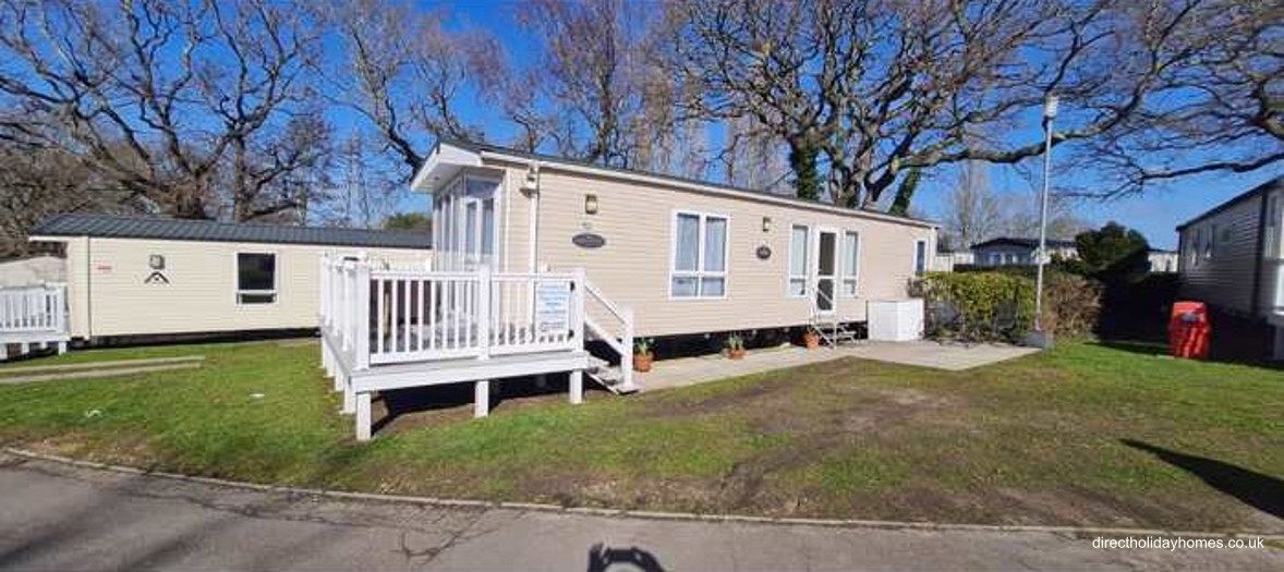 Static caravan for private sale in Poole