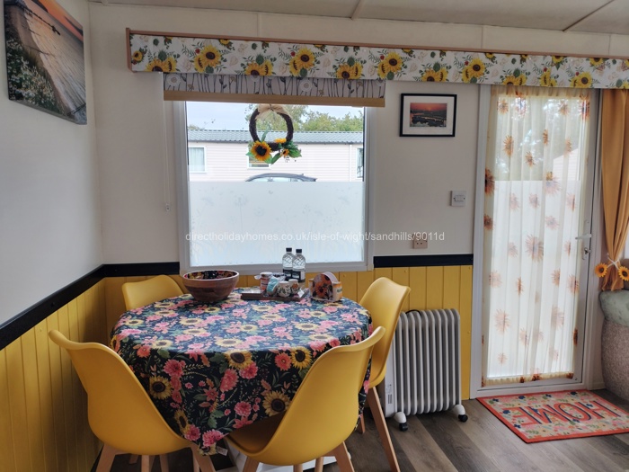 Delightful dining area 
