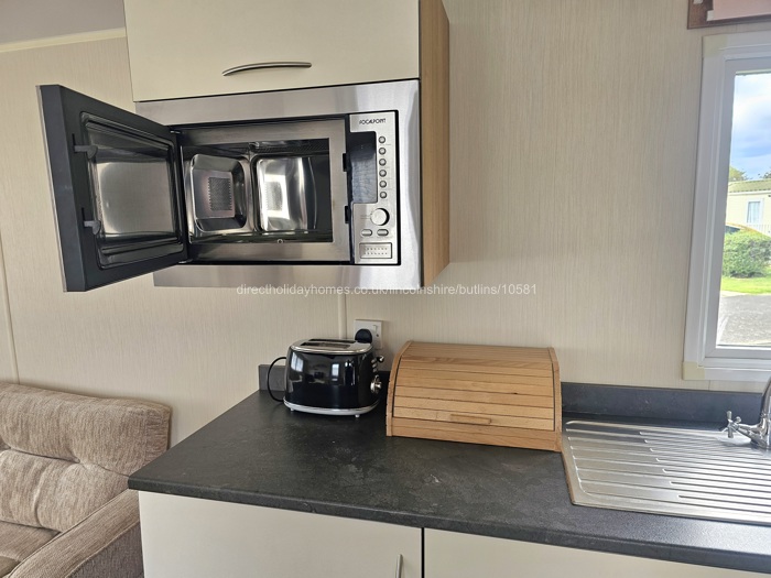 Kitchen area 2 Yvonne's Caravan