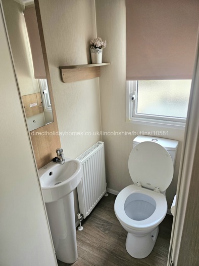 2nd toilet Yvonne's Caravan