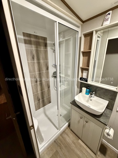 Walk in shower room