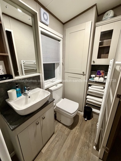 Walk in shower room
