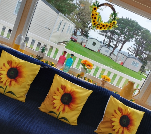Delightful sunflower theme 