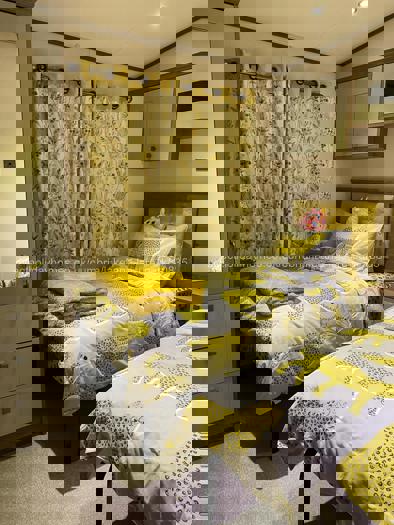 2nd bedroom full size single beds