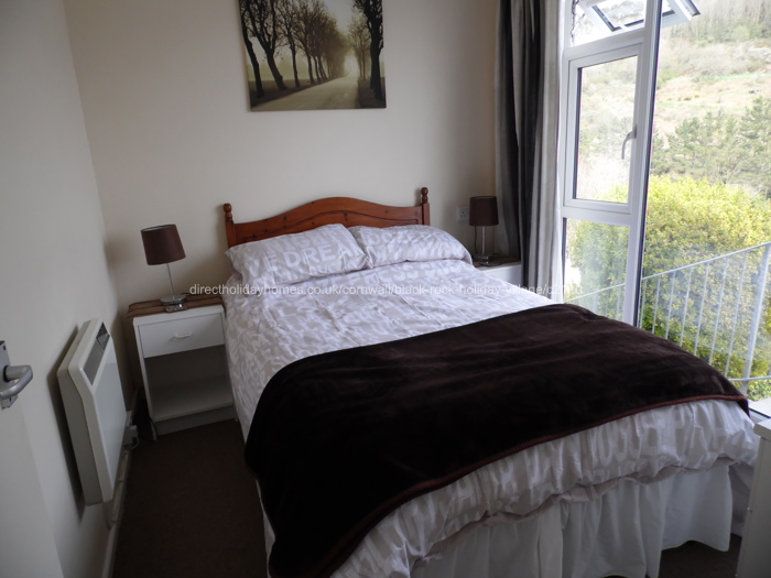 Double bedroom with views