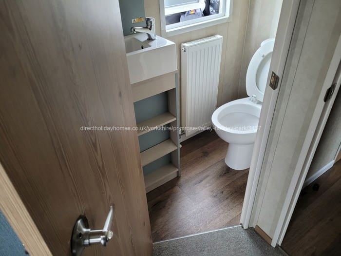 Double en-suite