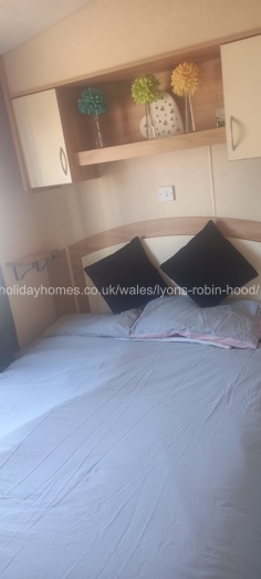 Double bedroom 