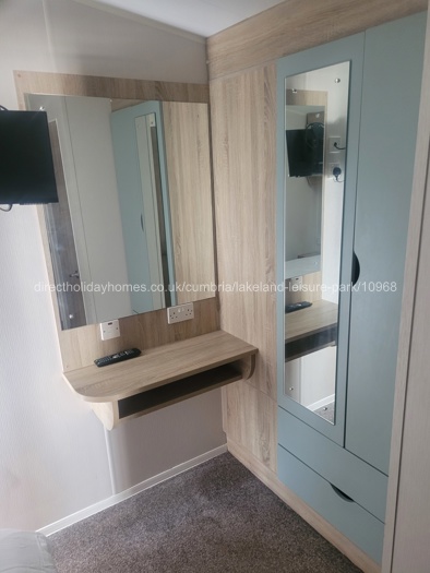 Vanity Dresser Image