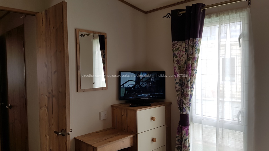 Drawers in main bedroom