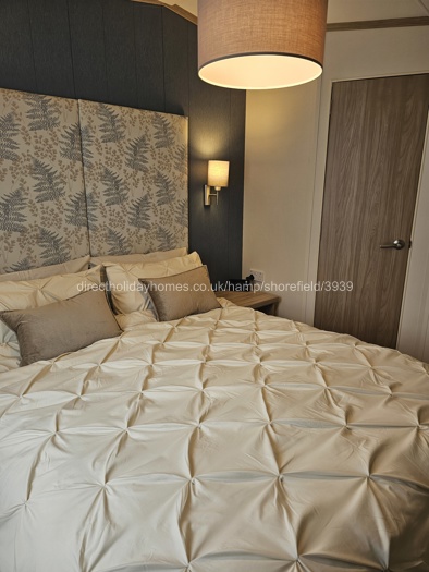 Main bedroom with En-suite