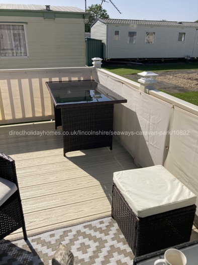 Table with chairs for six people 