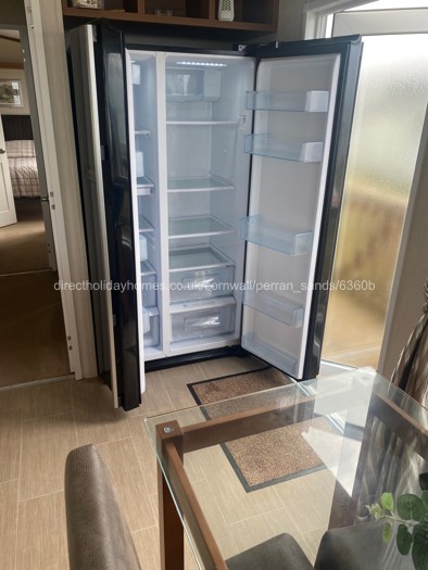 American-style fridge/freezer