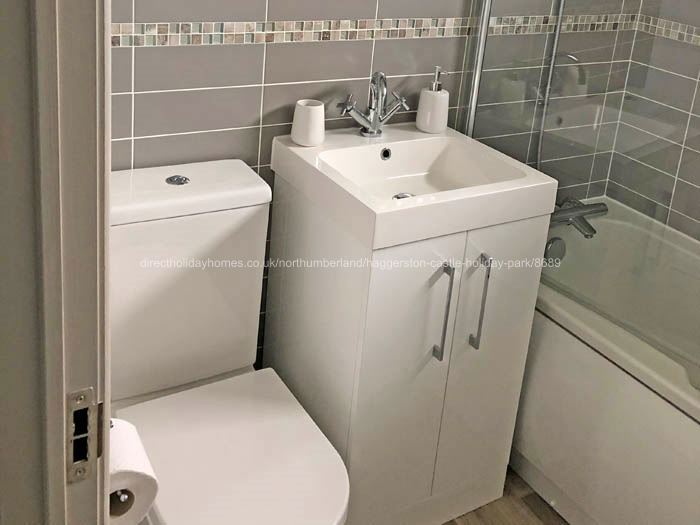 Main Bathroom