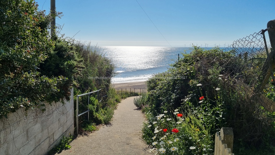 Ten minutes the beach slope