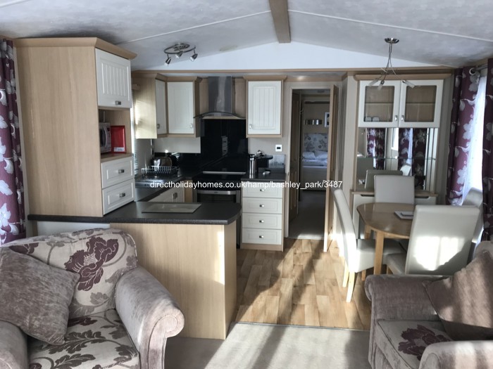 Photo of Caravan on Hoburne Bashley