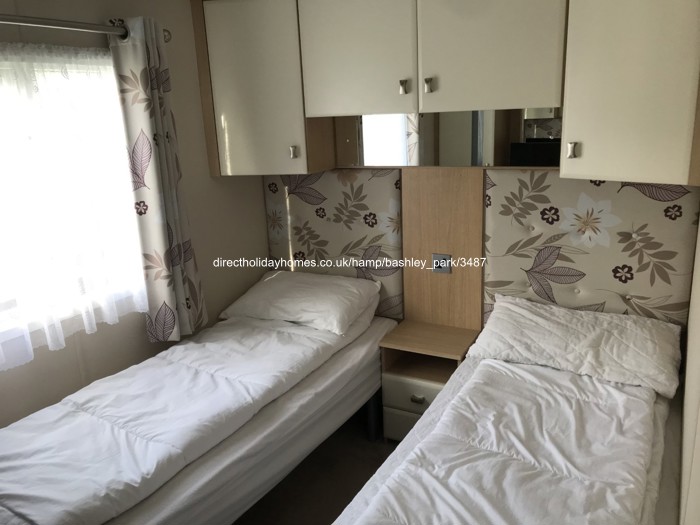 Photo of Caravan on Hoburne Bashley