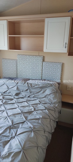 Main double bedroom 