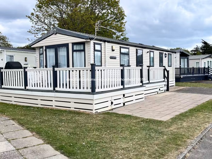 Photo of Caravan on Shorefield Country Park