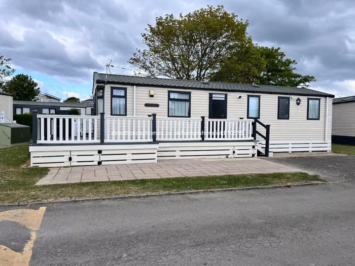 Photo of Caravan on Shorefield Country Park