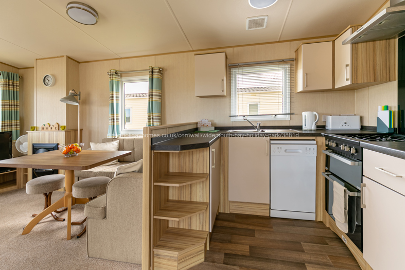 Lounge - Kitchen